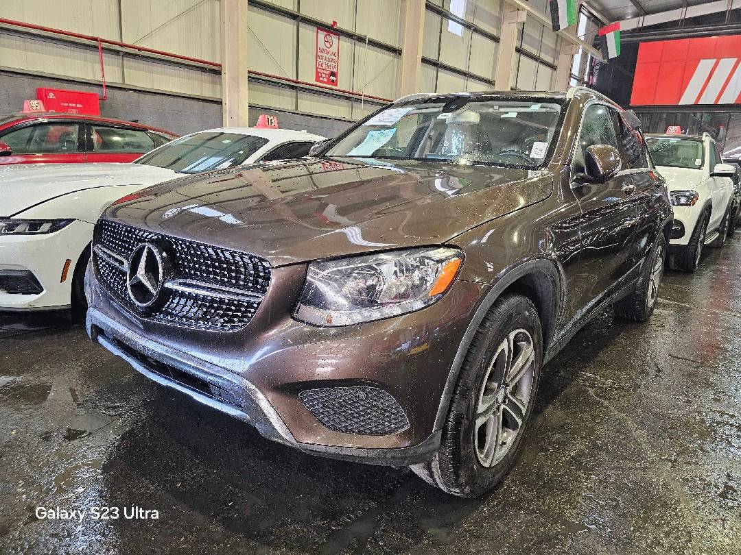 MERCEDES BENZ GLC-300