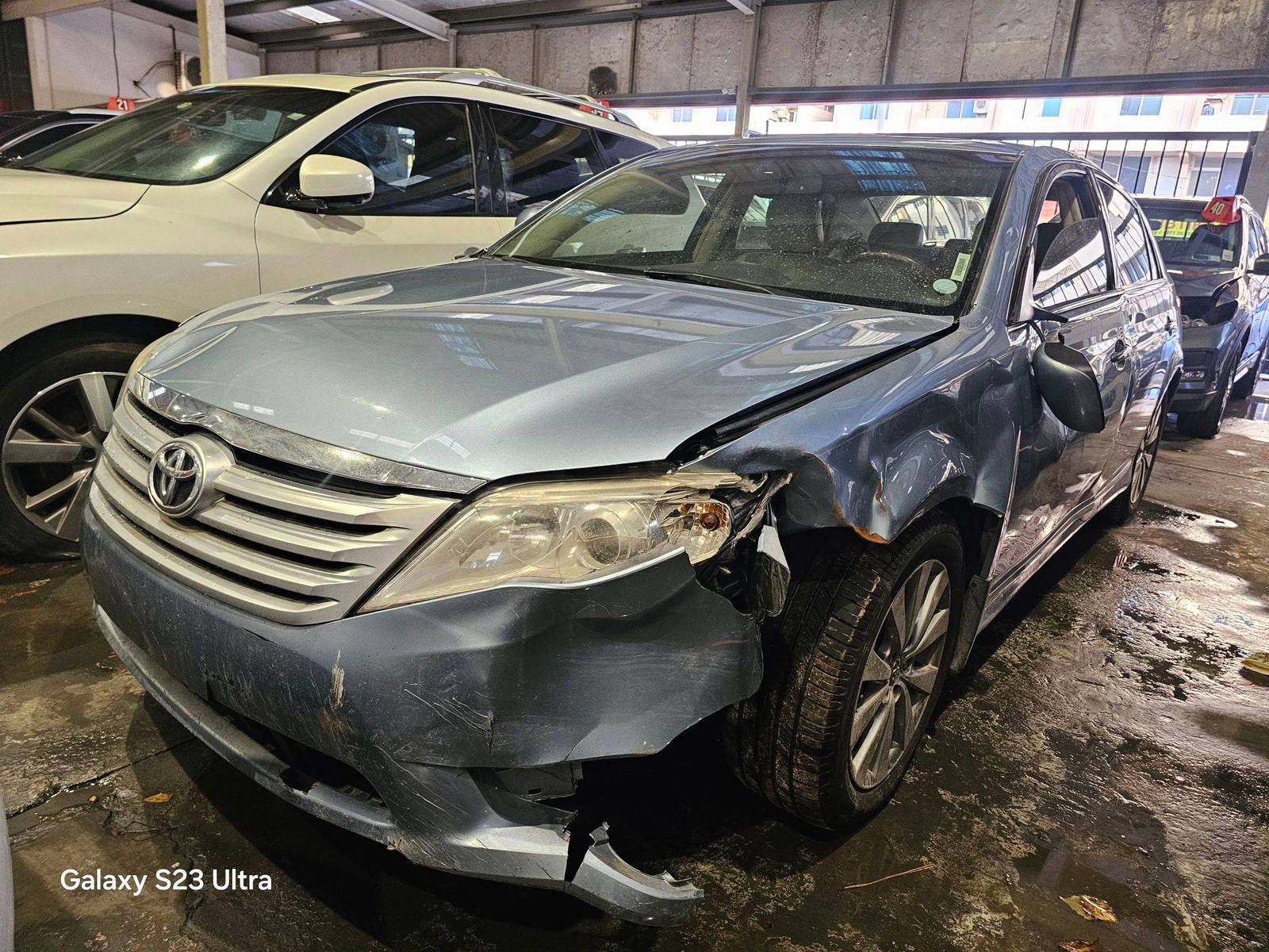 2011 TOYOTA AVALON — 131386 Miles — Lot U406222 — Main - Marhaba Auctions Used Cars - Image 3