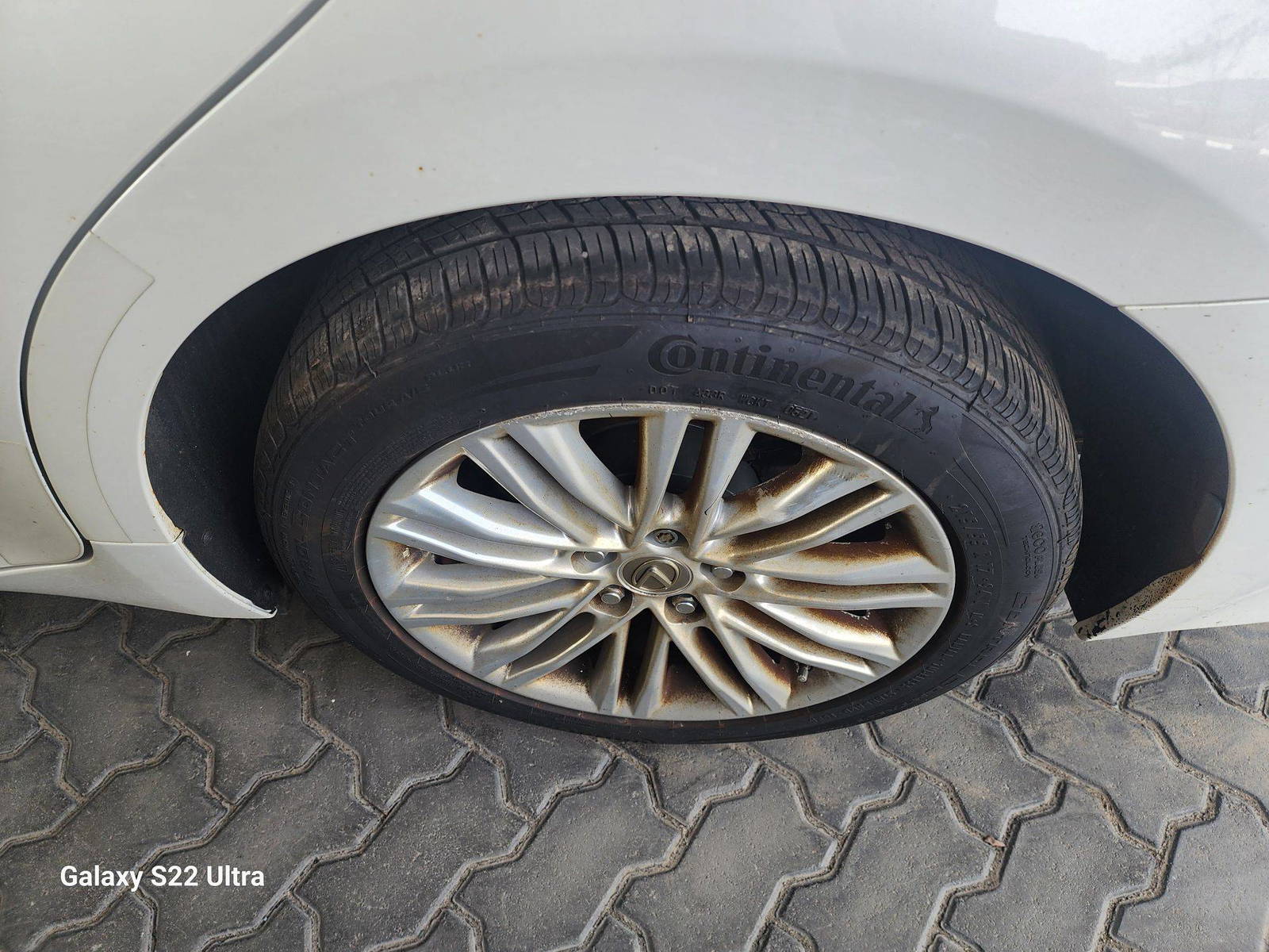 2013 LEXUS ES 350 — 114778 Miles — Lot 38315053 — Main - Marhaba Auctions Used Cars - Image 5