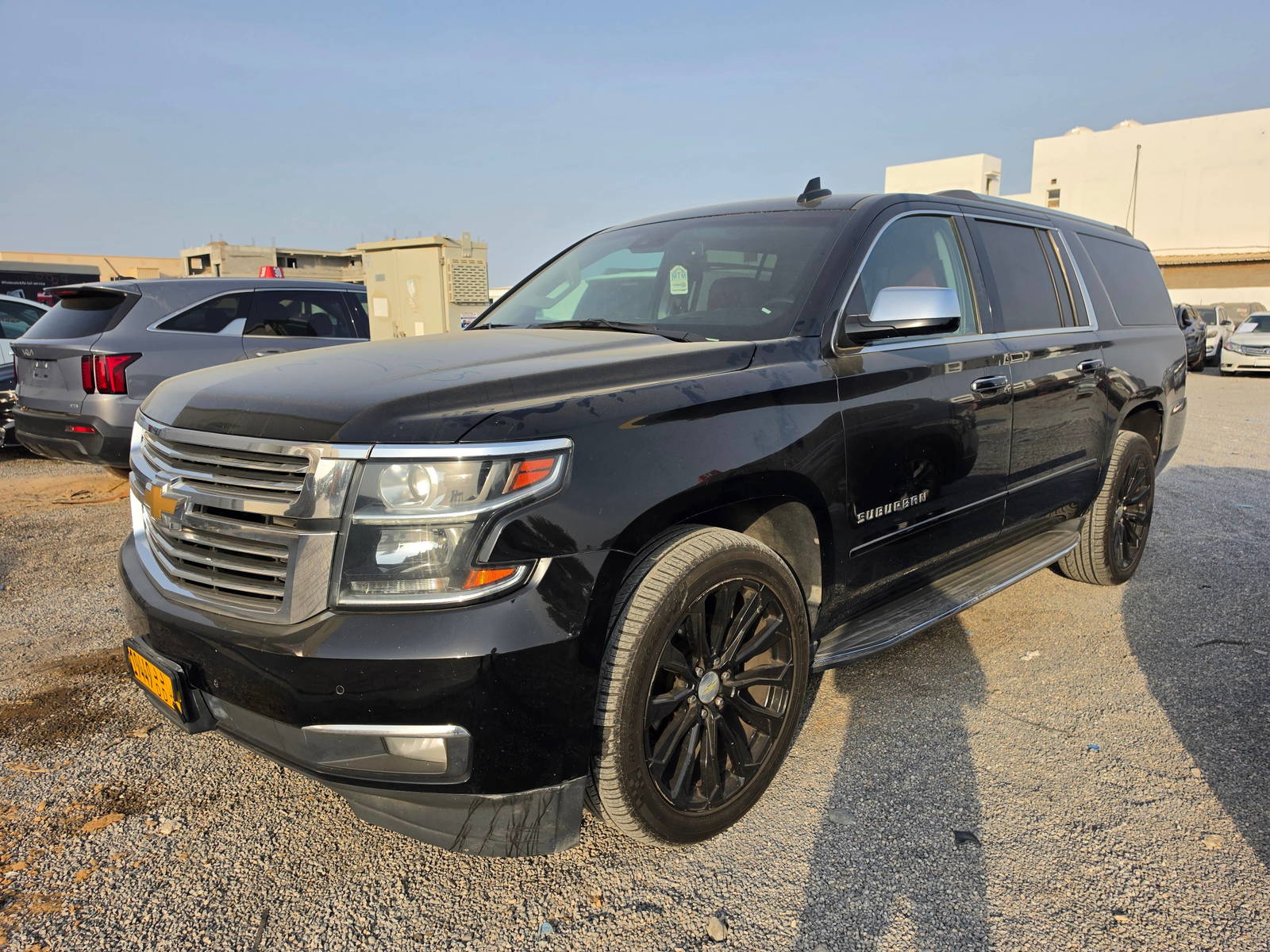 2018 CHEVROLET SUBURBAN — 353062 KM — Lot R245608 - Marhaba Auctions Used Cars - Image 3