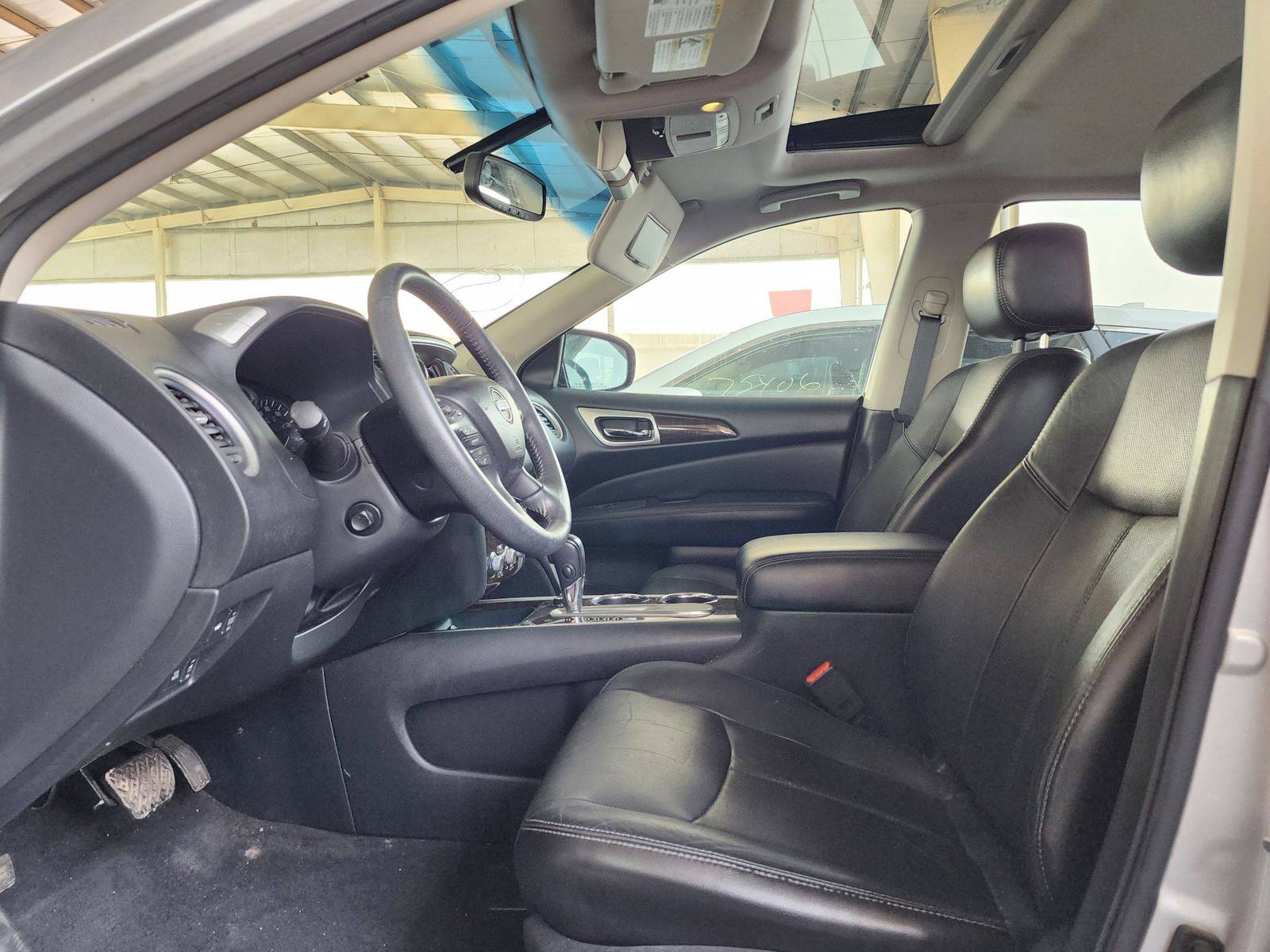 2013 NISSAN PATHFINDER — 137717 Miles — Lot 54262664 — Souq - Marhaba Auctions Used Cars - Image 10