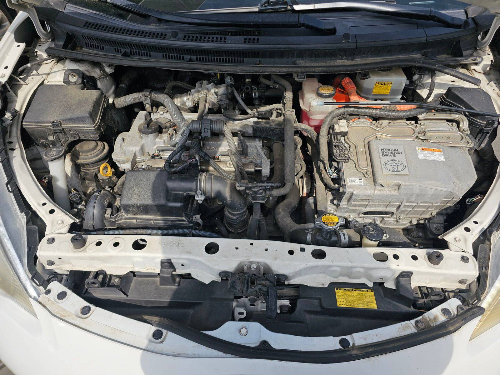 2013 TOYOTA PRIUS C — 182299 Miles — Lot 1538773 — Souq - Marhaba Auctions Used Cars - Image 11