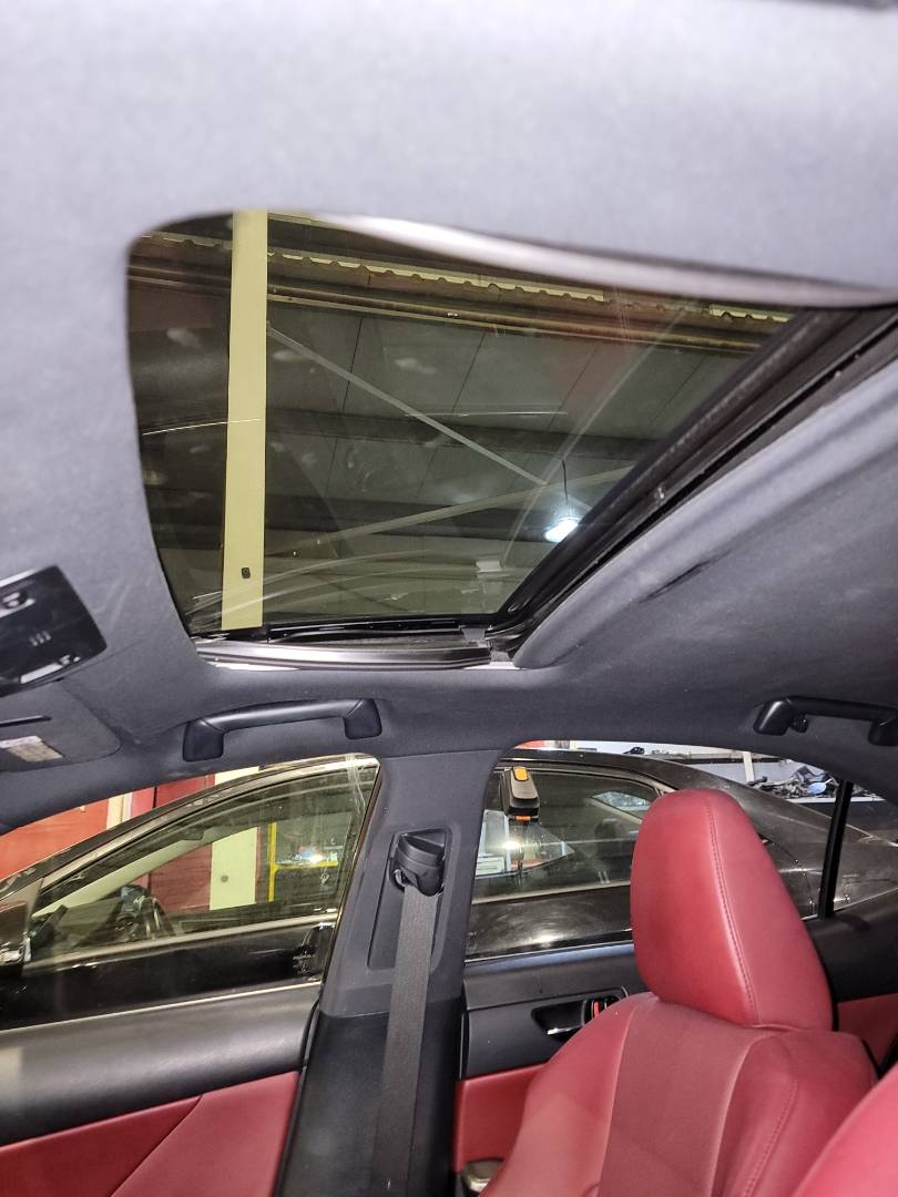 2015 LEXUS IS-350 — 128978 Miles — Lot 5008578 — Main - Marhaba Auctions Used Cars - Image 9