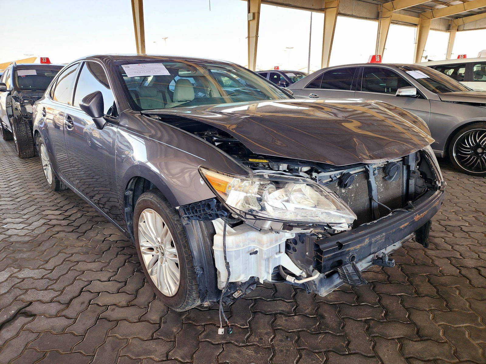 2013 LEXUS ES 350 — 105118 Miles — Lot 57386124 — Souq - Marhaba Auctions Used Cars - Image 6