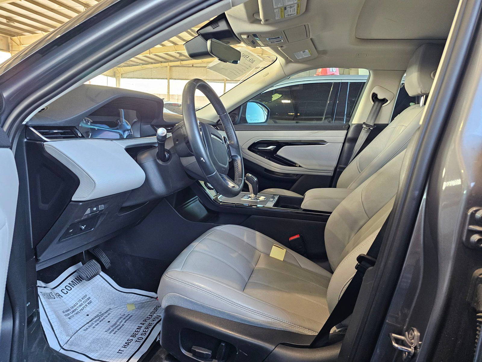 2020 LAND ROVER RANGE ROVER EVOQUE — 49362 Miles — Lot 42923022 — Souq - Marhaba Auctions Used Cars - Image 10