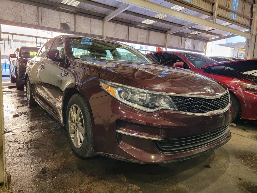 2017 KIA OPTIMA — 210384 Miles — Lot 156841 — Main - Marhaba Auctions Used Cars - Image 4