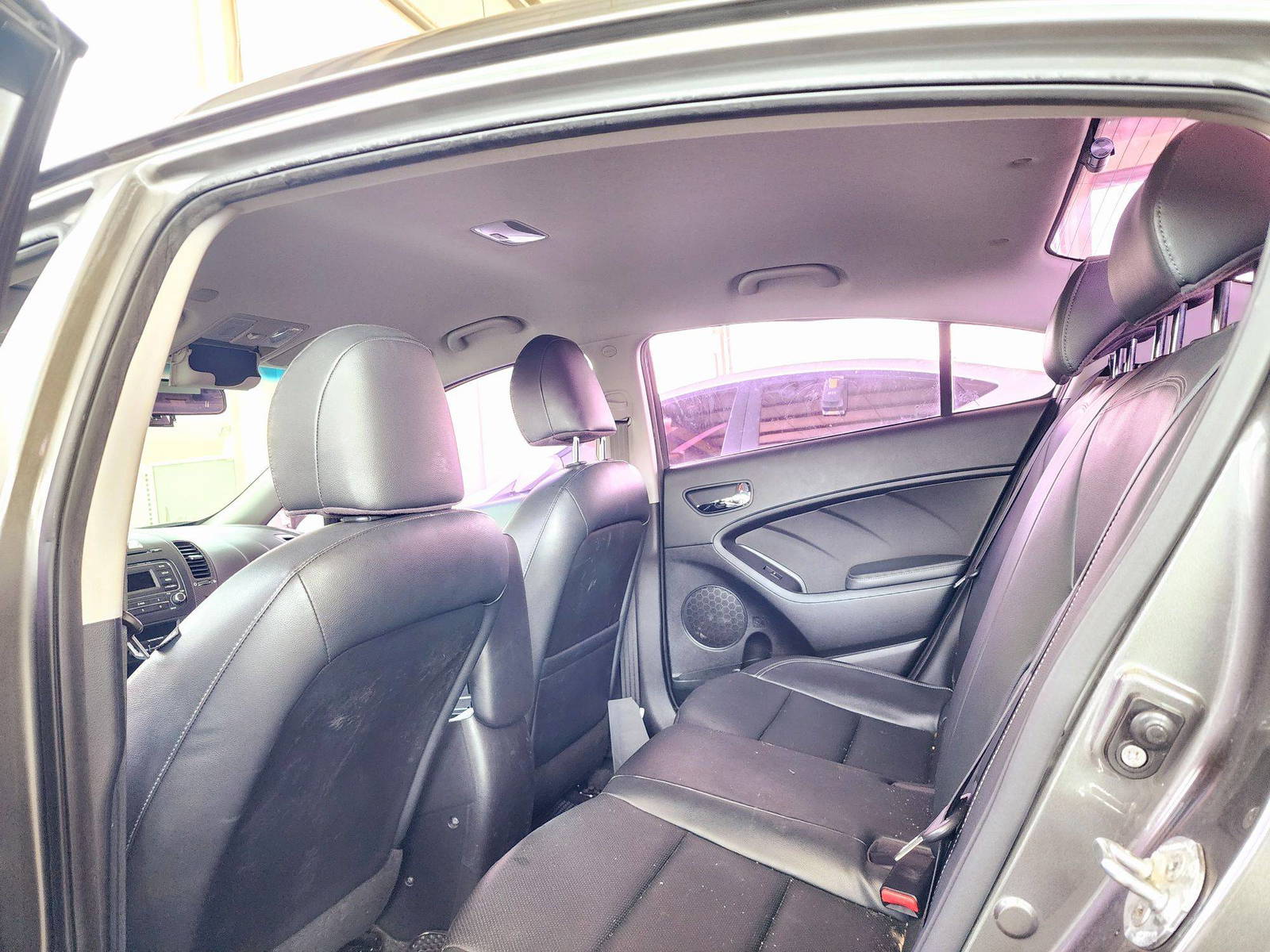 2013 KIA K3 — 89658 KM — Lot 028945 — Souq - Marhaba Auctions Used Cars - Image 6