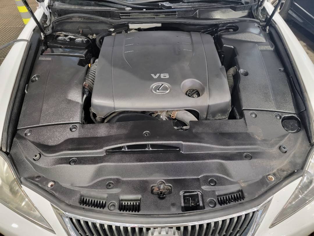 2010 LEXUS IS 250 — 140196 Miles — Lot 39611203 — Ind. 12 - Marhaba Auctions Used Cars - Image 12