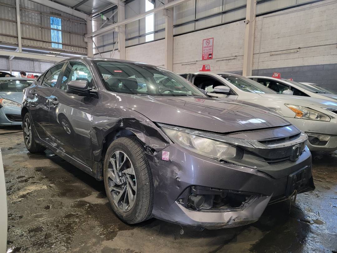 2017 HONDA CIVIC — 179921 KM — Lot HH011171 — Main - Marhaba Auctions Used Cars - Image 4