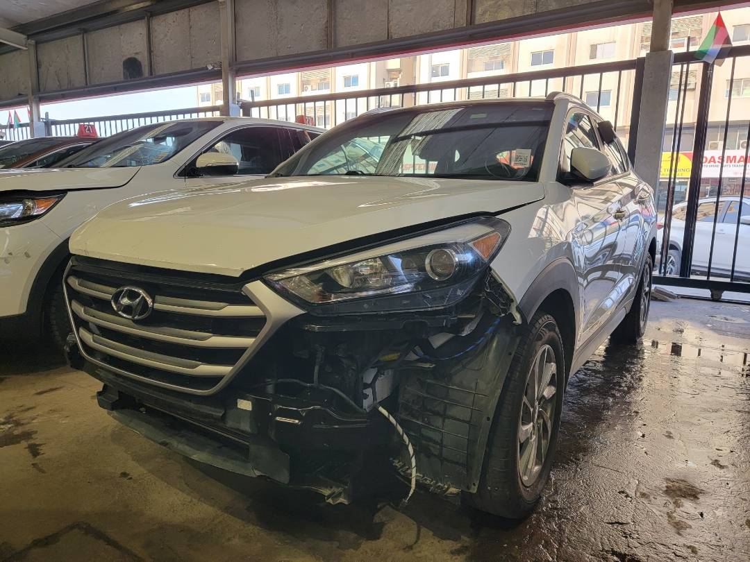 2018 HYUNDAI TUCSON — 120862 Miles — Lot 768001 — Main - Marhaba Auctions Used Cars - Image 5