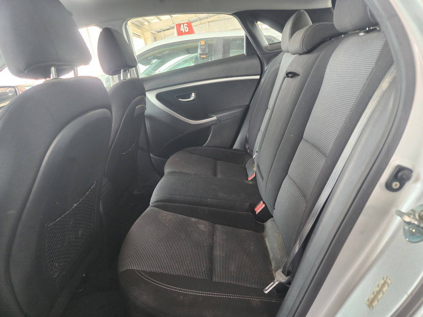 2014 HYUNDAI ELANTRA — 120521 Miles — Lot 43475574 — Souq - Marhaba Auctions Used Cars - Image 6