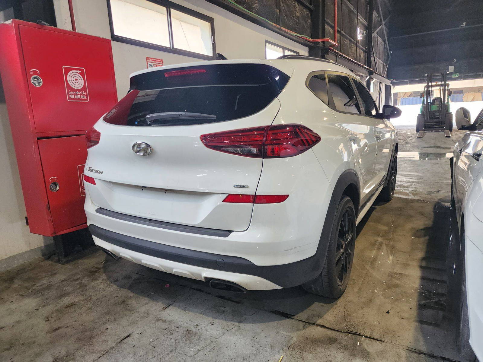 2019 HYUNDAI TUCSON — 55951 Miles — Lot 44604 — Al Quoz - Marhaba Auctions Used Cars - Image 3