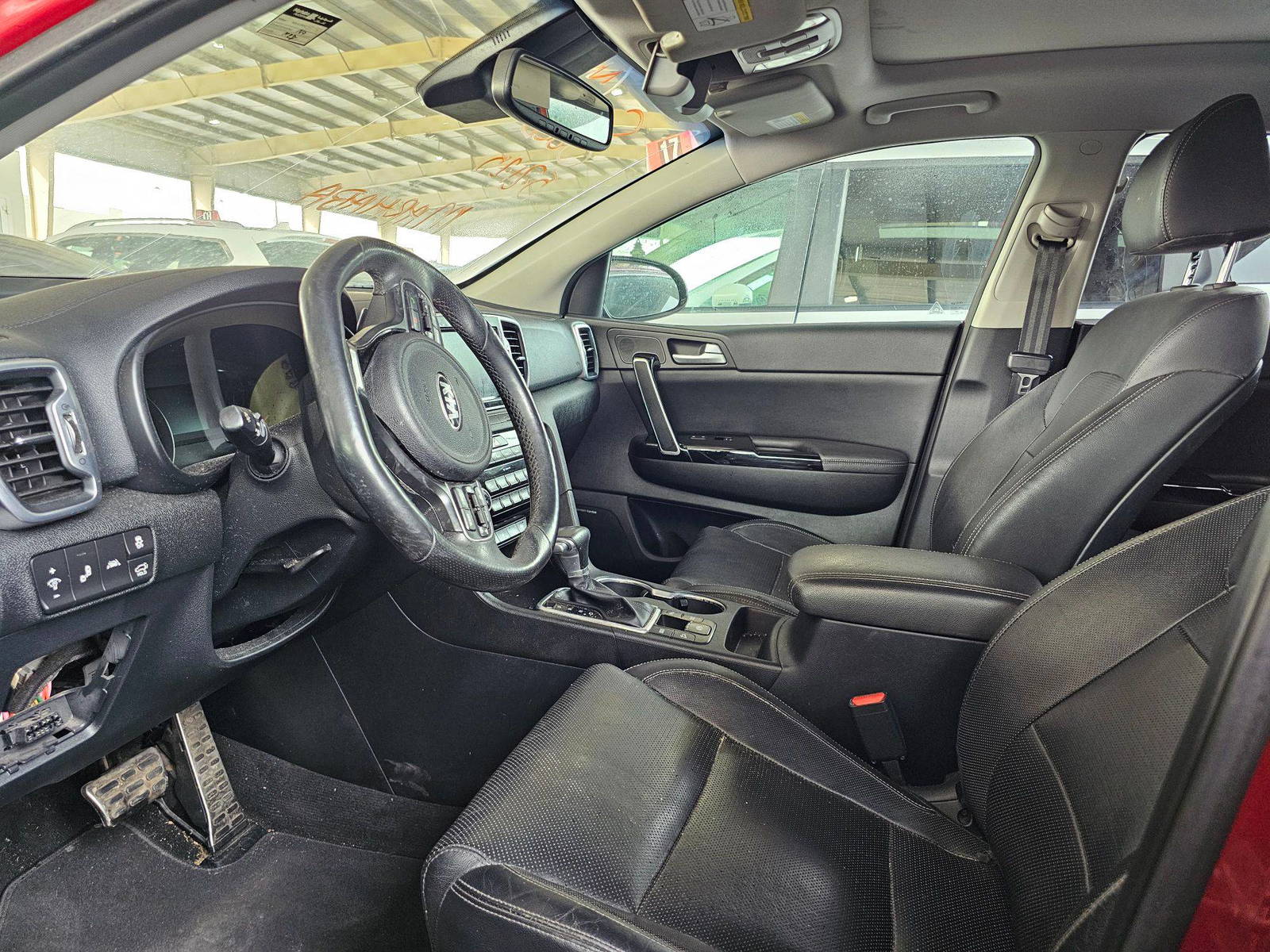 2018 KIA SPORTAGE — 141615 Miles — Lot 930227 — Souq - Marhaba Auctions Used Cars - Image 9
