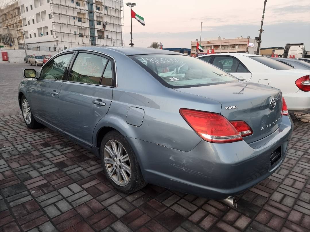 2007 TOYOTA AVALON — 202101 Miles — Lot 125487 — Souq - Marhaba Auctions Used Cars - Image 4