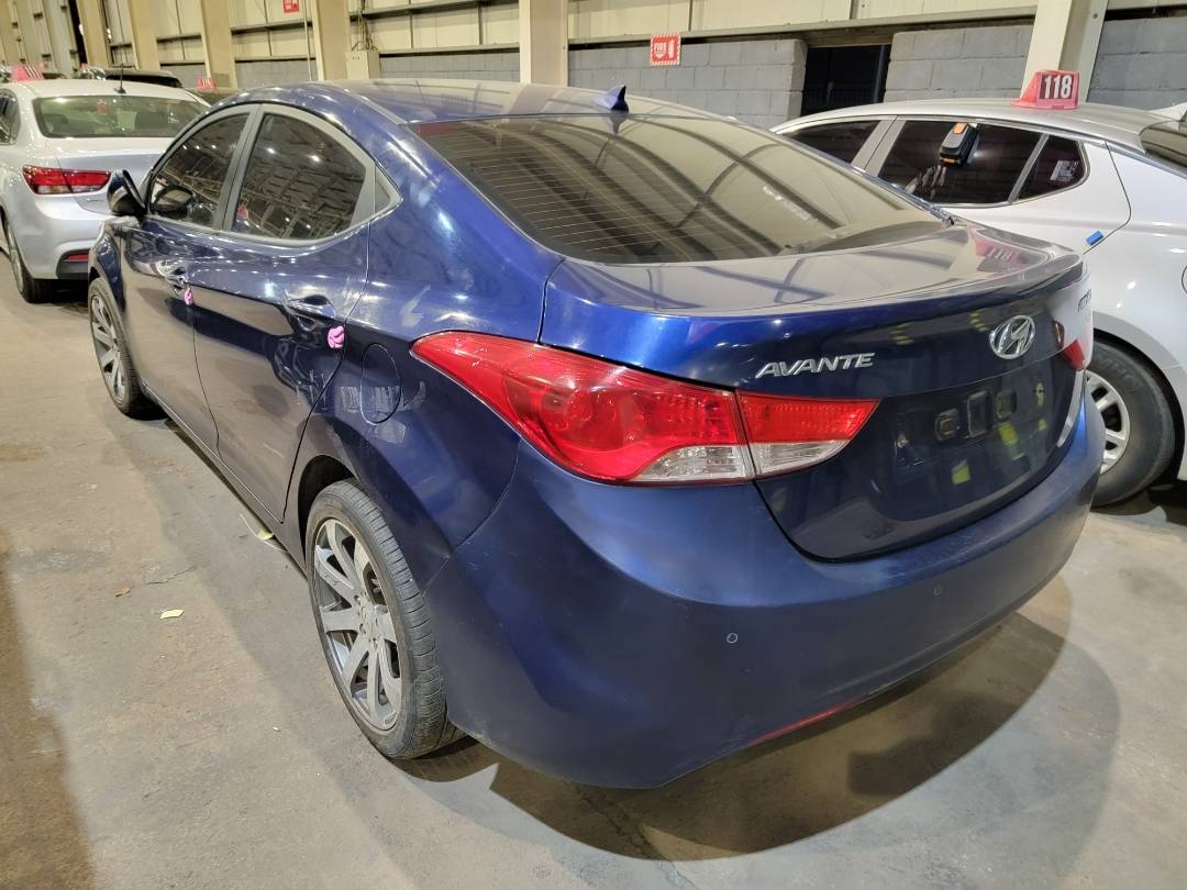 2011 HYUNDAI AVANTE — 217873 KM — Lot 162076 — Main - Marhaba Auctions Used Cars - Image 5