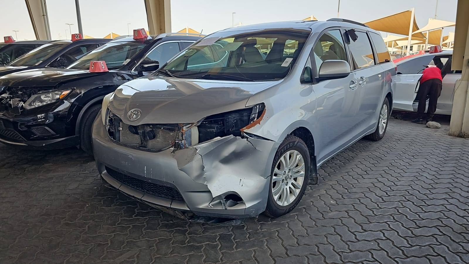 TOYOTA SIENNA 2011 - Marhaba Auction Used Cars - Image 11