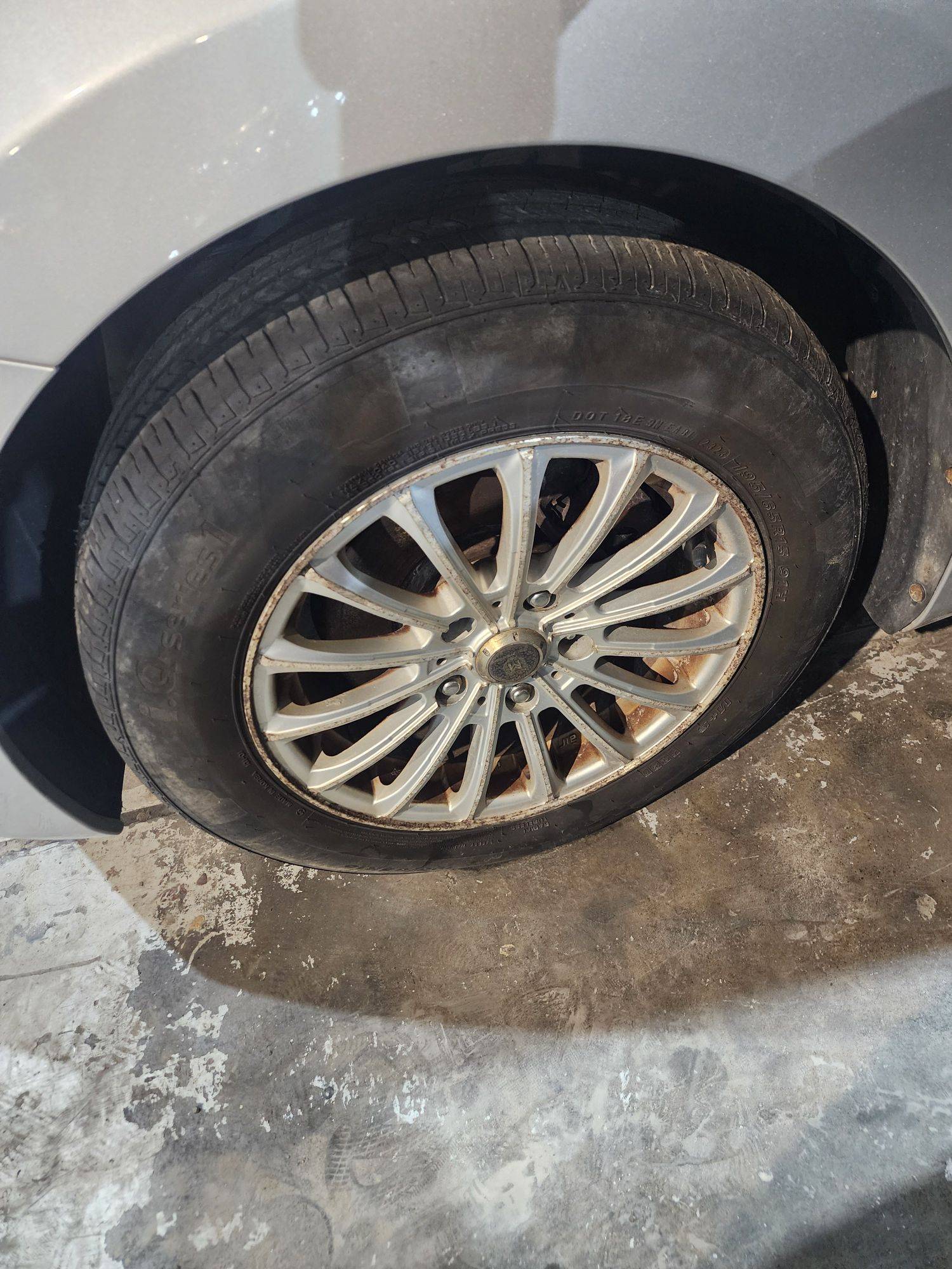 HYUNDAI AVANTE 2011 - Marhaba Auction Used Cars - Image 10