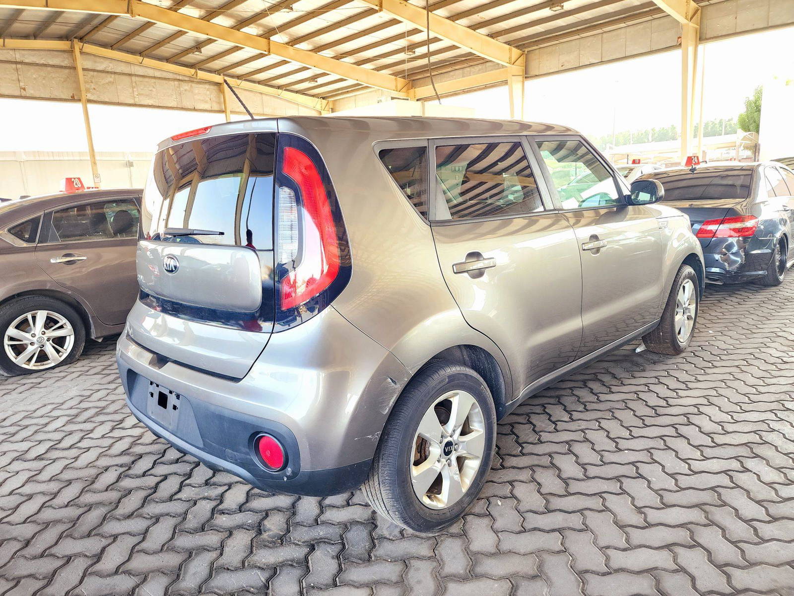 2017 KIA SOUL — 144121 Miles — Lot H74289 — Main - Marhaba Auctions Used Cars - Image 3
