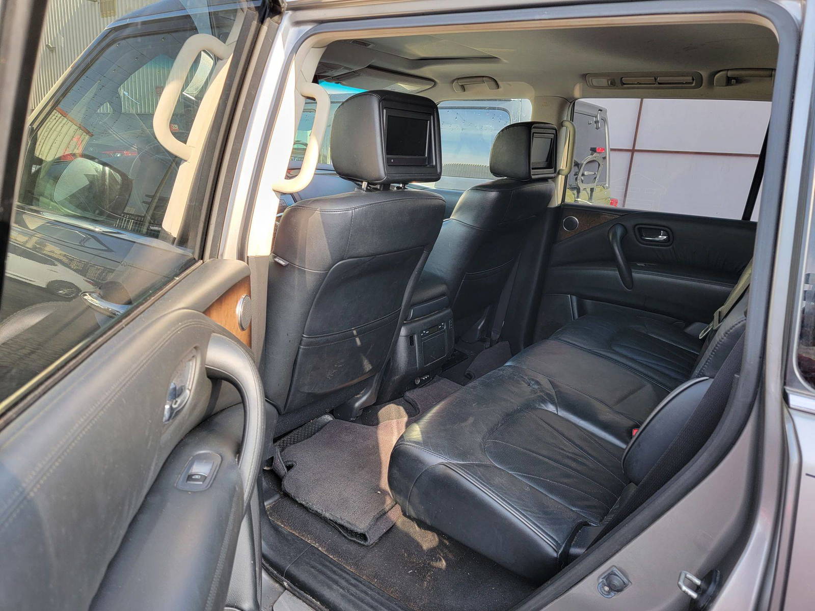 INFINITI QX80 2014 - Marhaba Auction Used Cars - Image 8