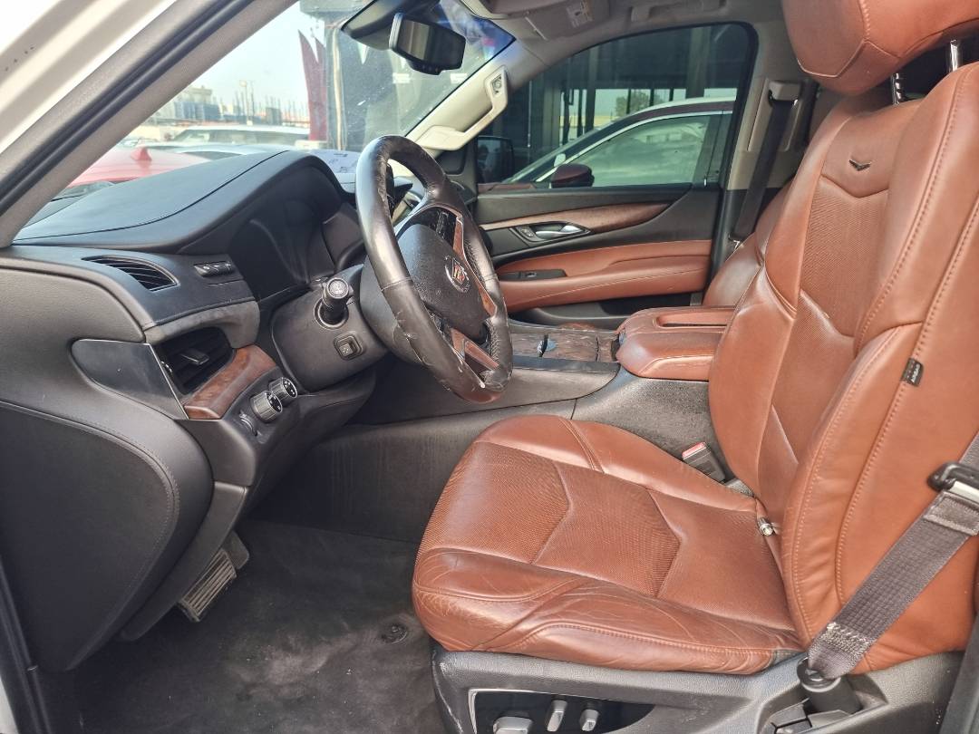 CADILLAC ESCALADE 2015 - Marhaba Auction Used Cars - Image 7