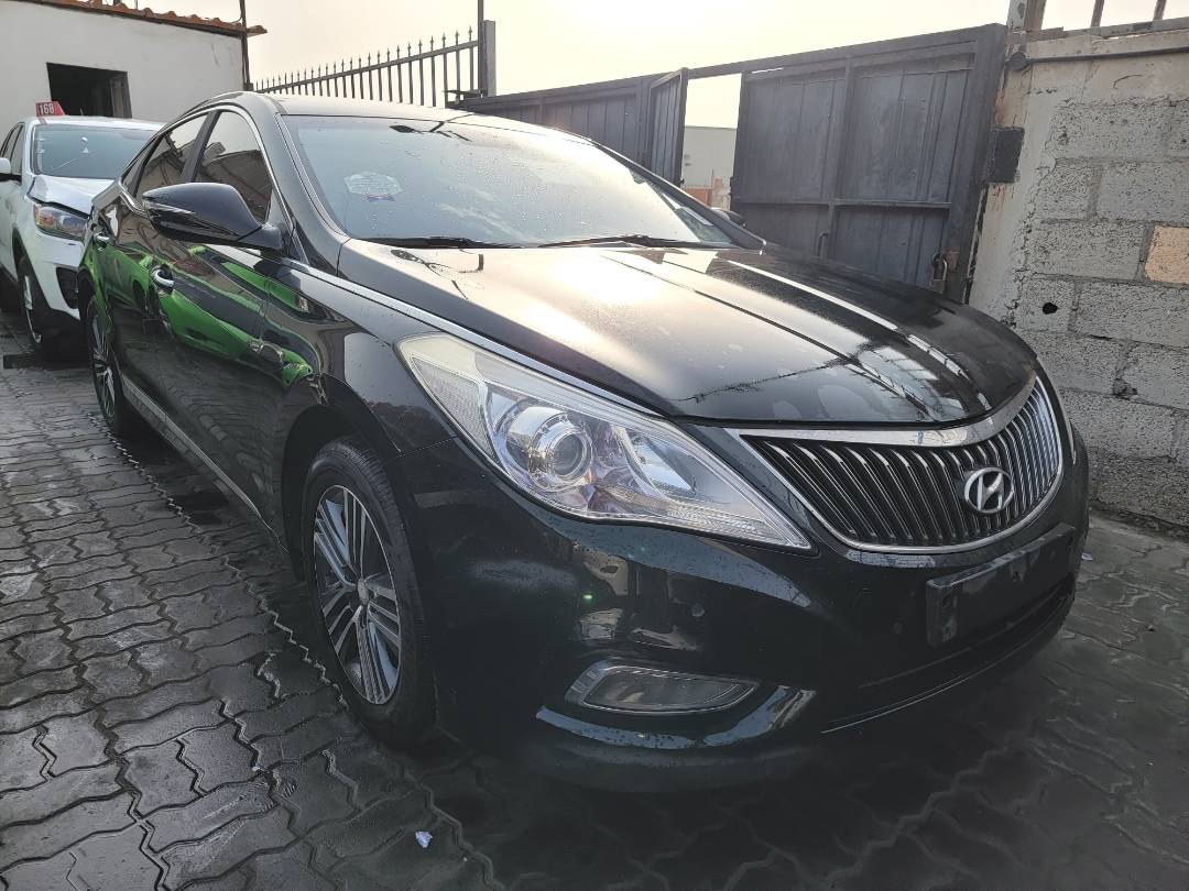 2013 HYUNDAI GRANDEUR — 194517 KM — Lot 252360 — Souq - Marhaba Auctions Used Cars - Image 4