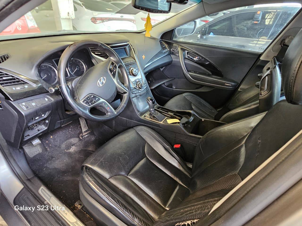 2014 HYUNDAI AZERA — 151308 Miles — Lot 6764219 — Main - Marhaba Auctions Used Cars - Image 9