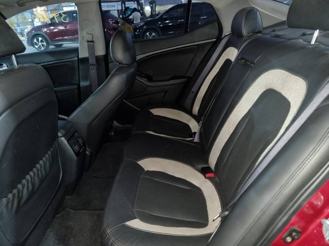 2011 KIA OPTIMA — 185214 Miles — Lot 214587 — Ind. 12 - Marhaba Auctions Used Cars - Image 6