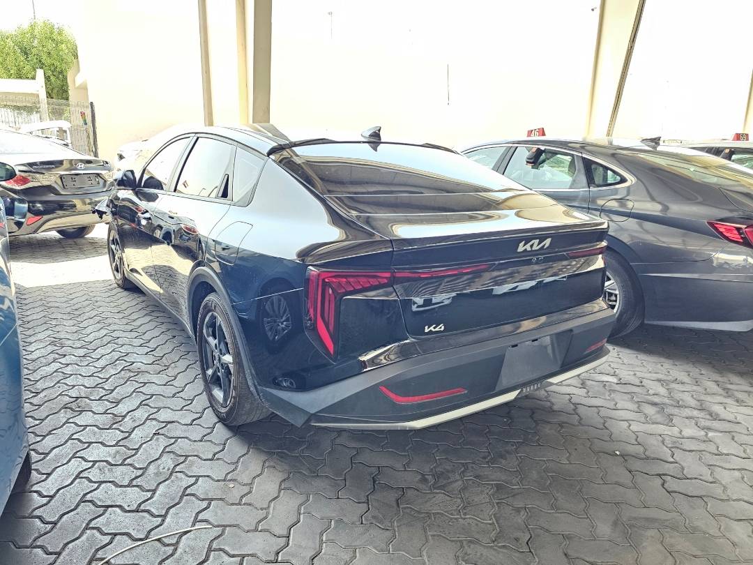 KIA K4