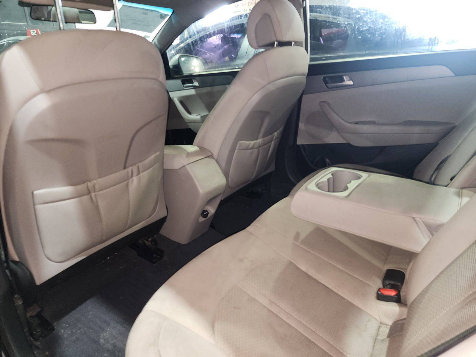 2015 HYUNDAI SONATA — 164397 Miles — Lot FH053750 — Al Quoz - Marhaba Auctions Used Cars - Image 7
