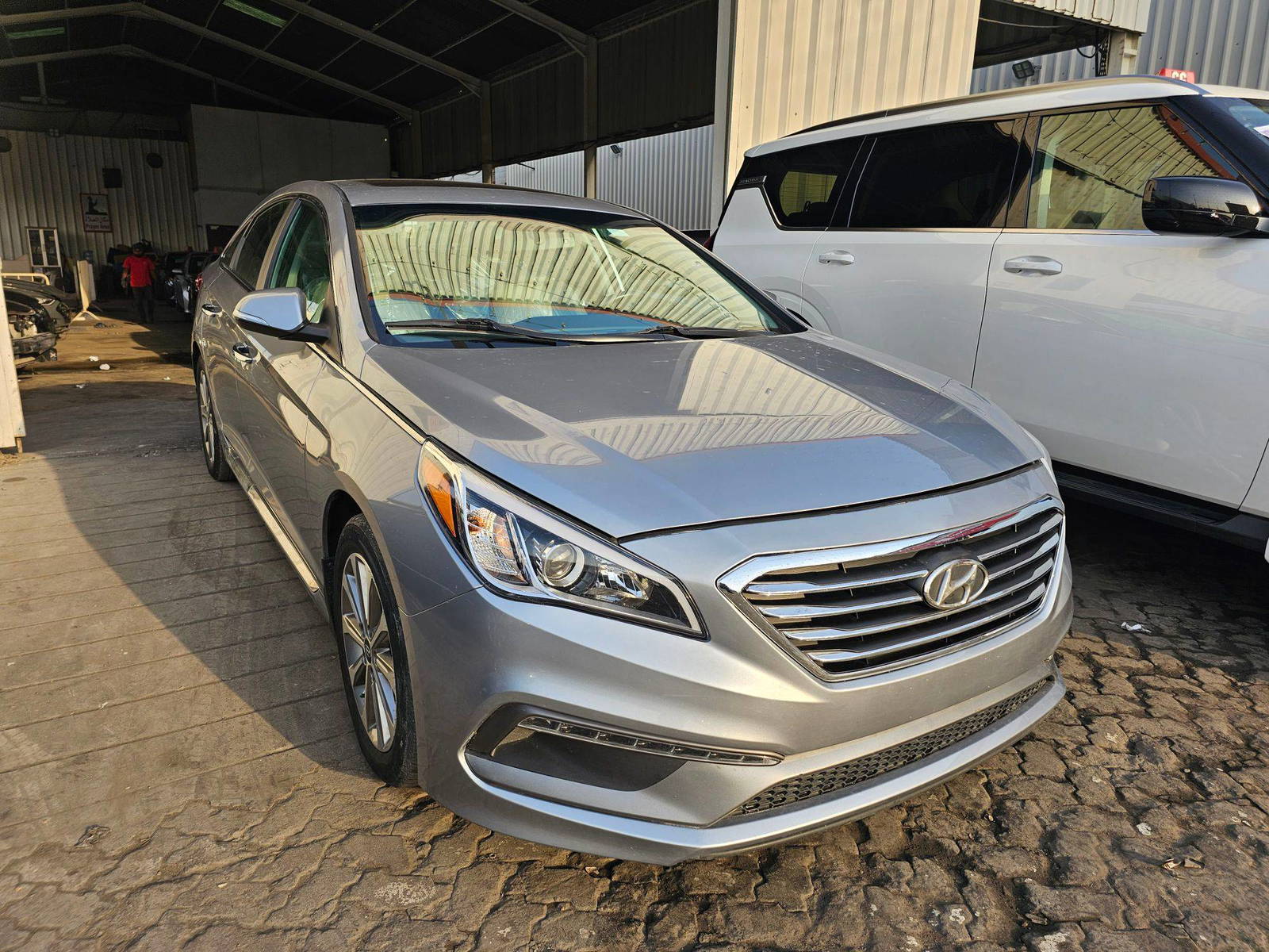 HYUNDAI SONATA SPORT 2017 - Marhaba Auction Used Cars - Image 4