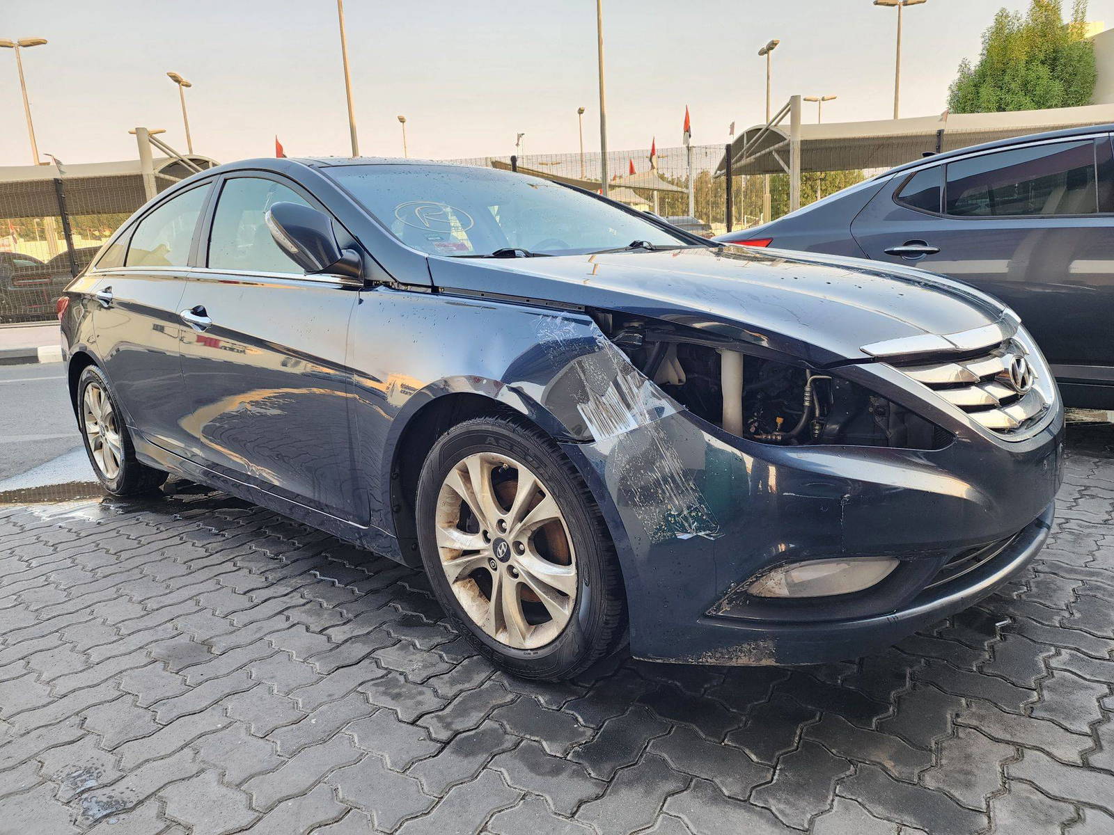 2012 HYUNDAI SONATA — 230837 Miles — Lot 49674524 — Souq - Marhaba Auctions Used Cars - Image 4