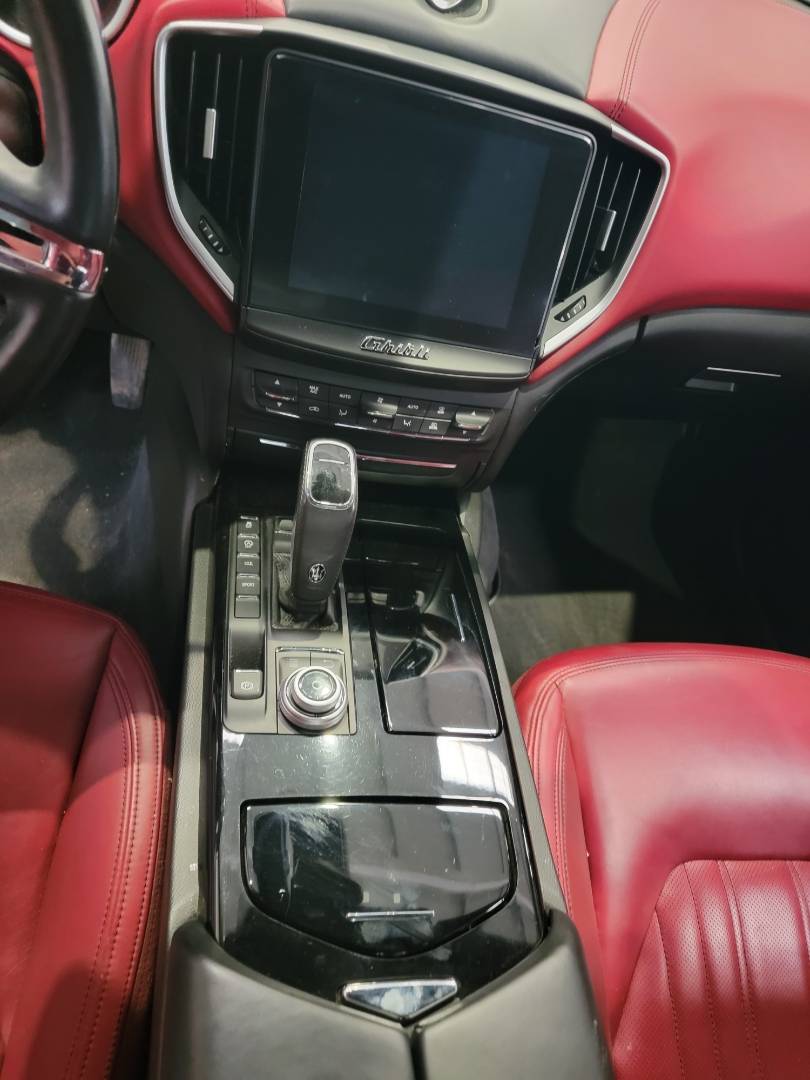 2019 MASERATI GHIBLI — 43237 Miles — Lot 1315460 — Main - Marhaba Auctions Used Cars - Image 10