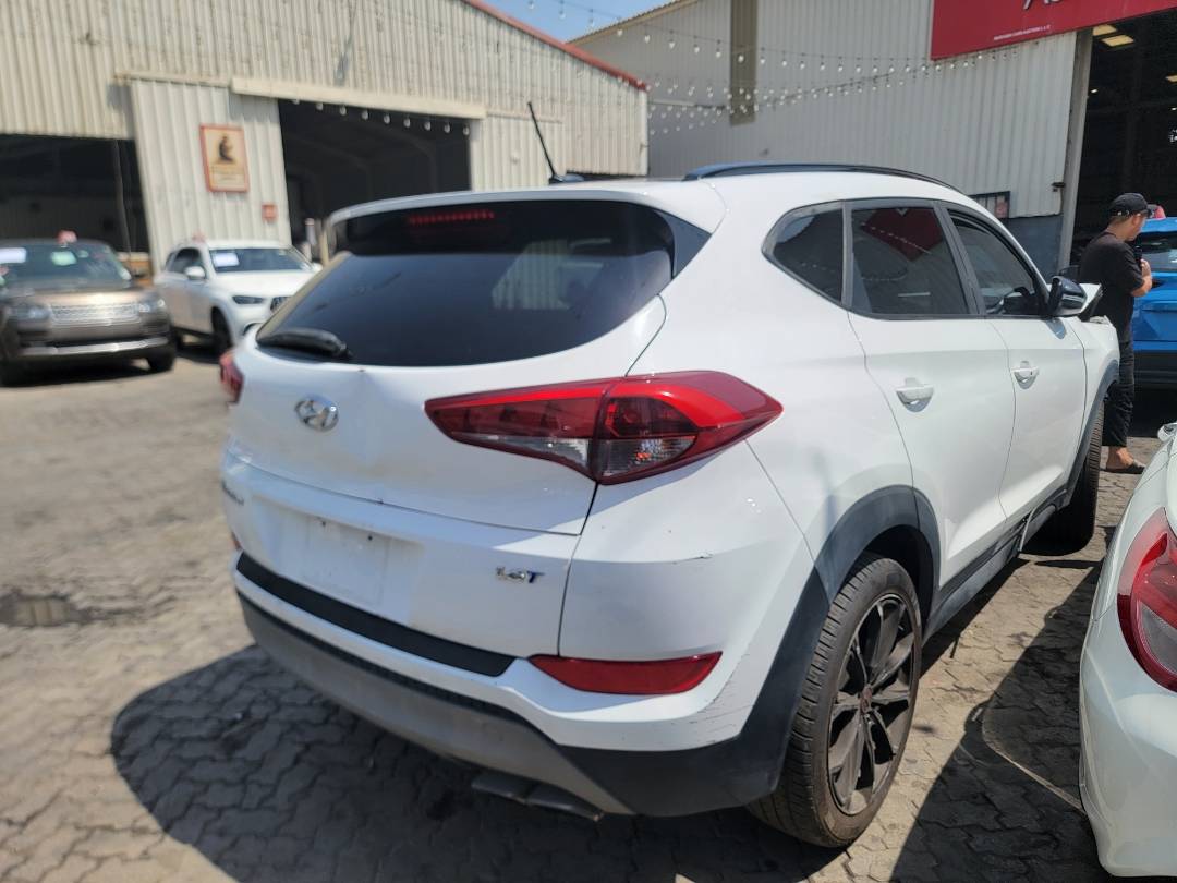 2017 HYUNDAI TUCSON — 65848 Miles — Lot 3A27HU541527 — Main - Marhaba Auctions Used Cars - Image 4