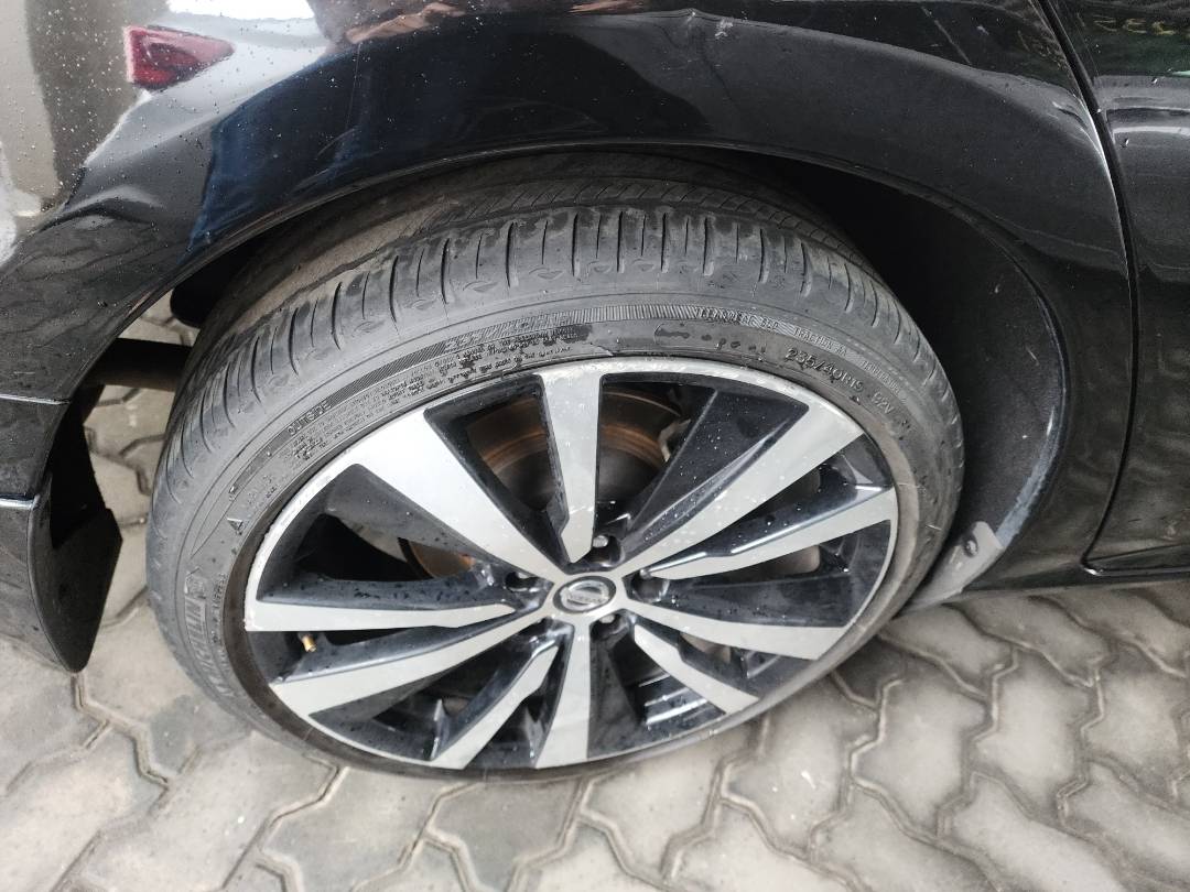 2019 NISSAN ALTIMA — 113053 Miles — Lot 37278445 - Marhaba Auctions Used Cars - Image 9