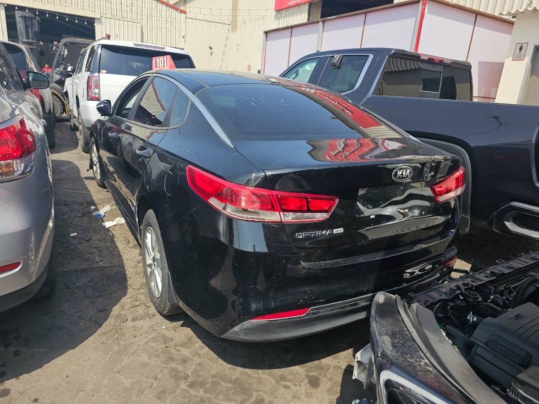 2016 KIA OPTIMA — 110862 Miles — Lot G088122 — Main - Marhaba Auctions Used Cars - Image 4