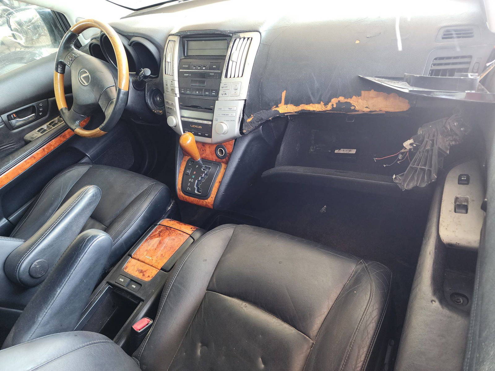 2007 LEXUS RX 350 — 174180 Miles — Lot 41582745 - Marhaba Auctions Used Cars - Image 5