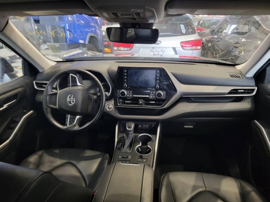 2022 TOYOTA HIGHLANDER — 58889 Miles — Lot S560094 — Main - Marhaba Auctions Used Cars - Image 6