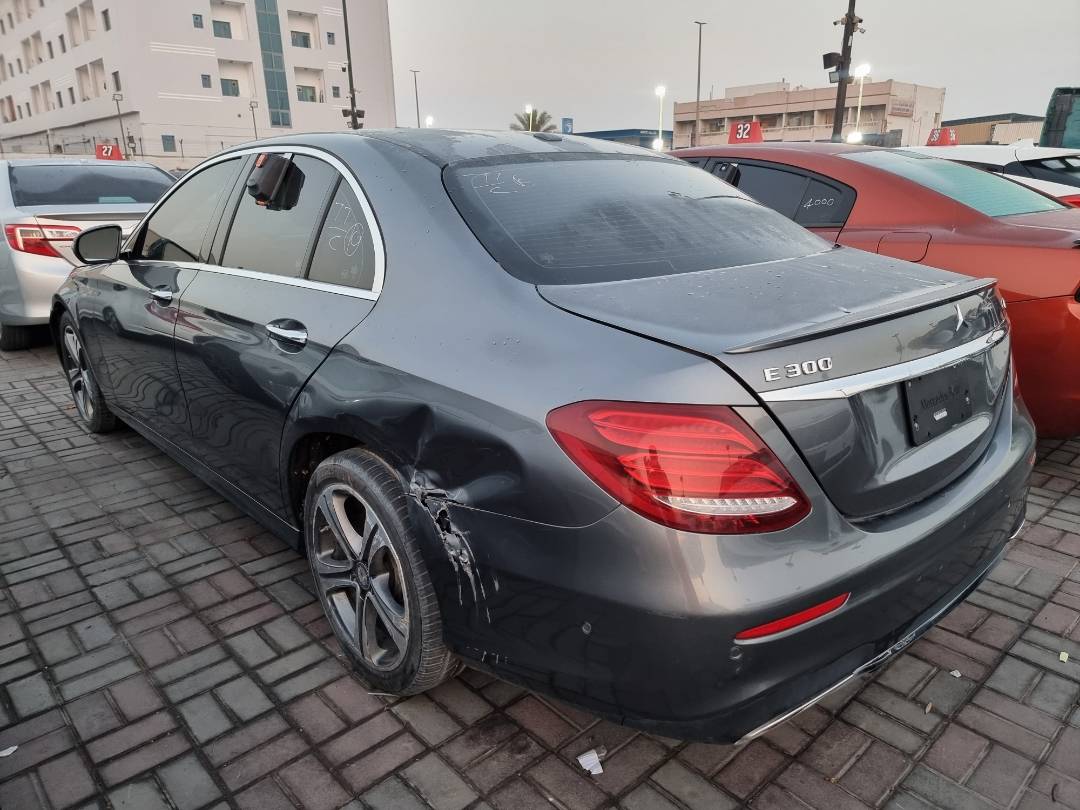 2017 MERCEDES BENZ E-300 — 90848 Miles — Lot 214578 — Ind. 12 - Marhaba Auctions Used Cars - Image 5