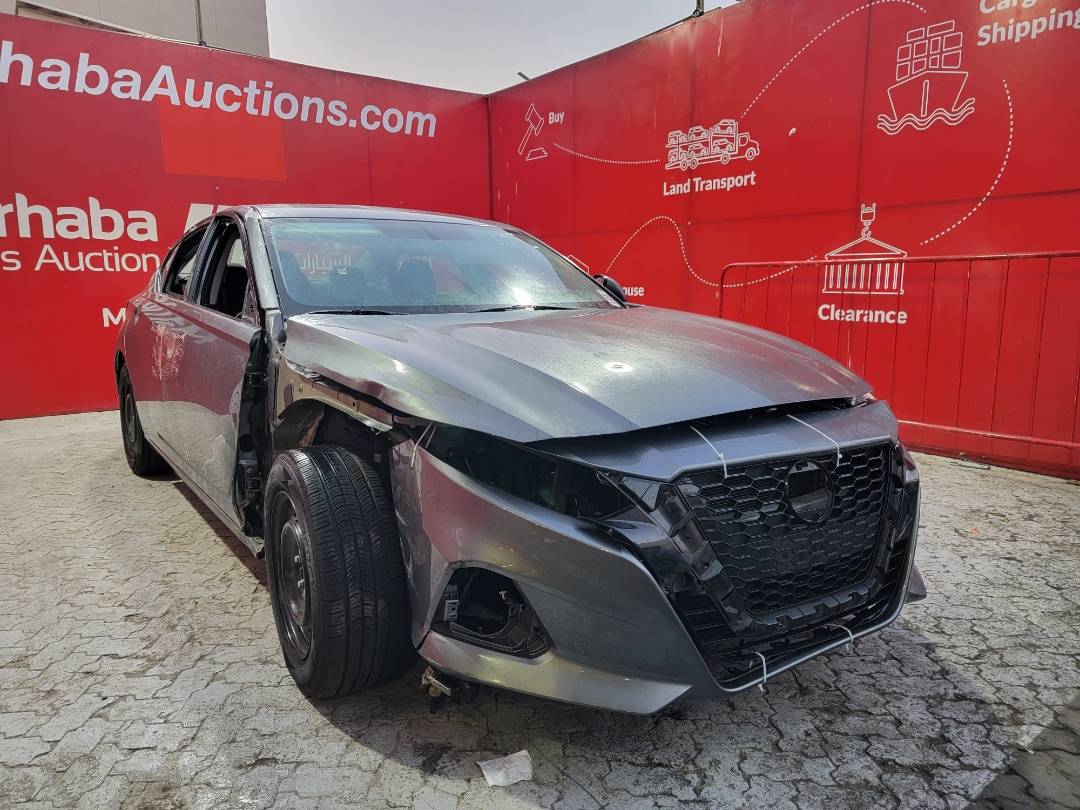 2019 NISSAN ALTIMA — 59989 Miles — Lot 59989 — Main - Marhaba Auctions Used Cars - Image 4