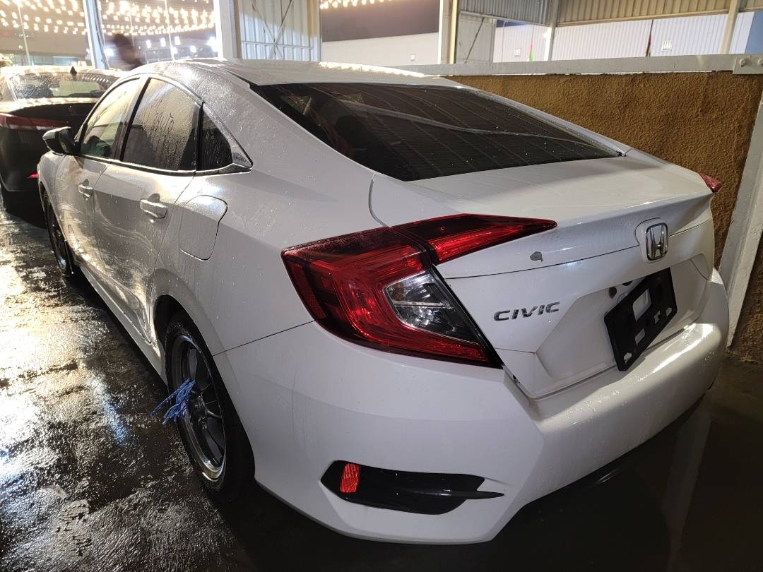 2016 HONDA CIVIC — 171157 KM — Lot 010573 - Marhaba Auctions Used Cars - Image 4