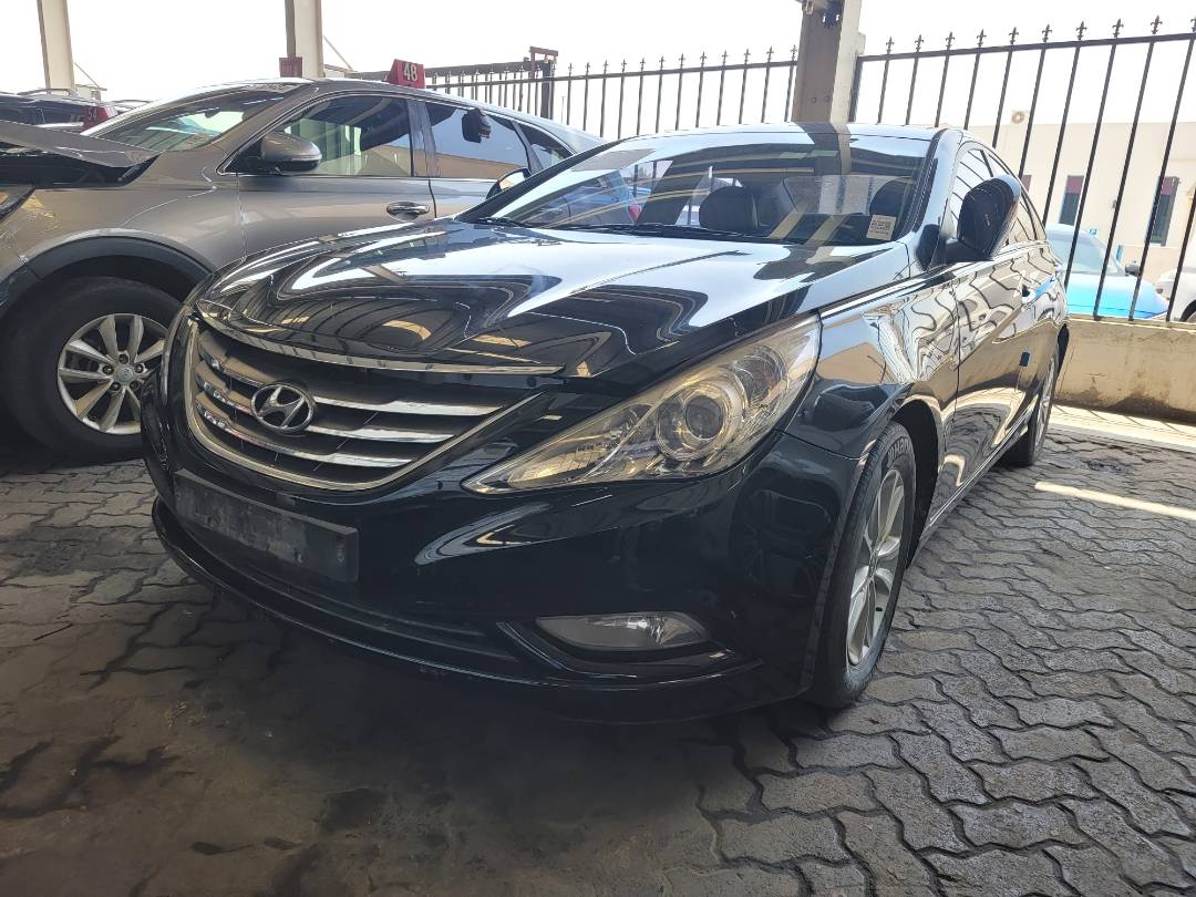 2012 HYUNDAI SONATA — 207576 KM — Lot 439437 — Main - Marhaba Auctions Used Cars - Image 5
