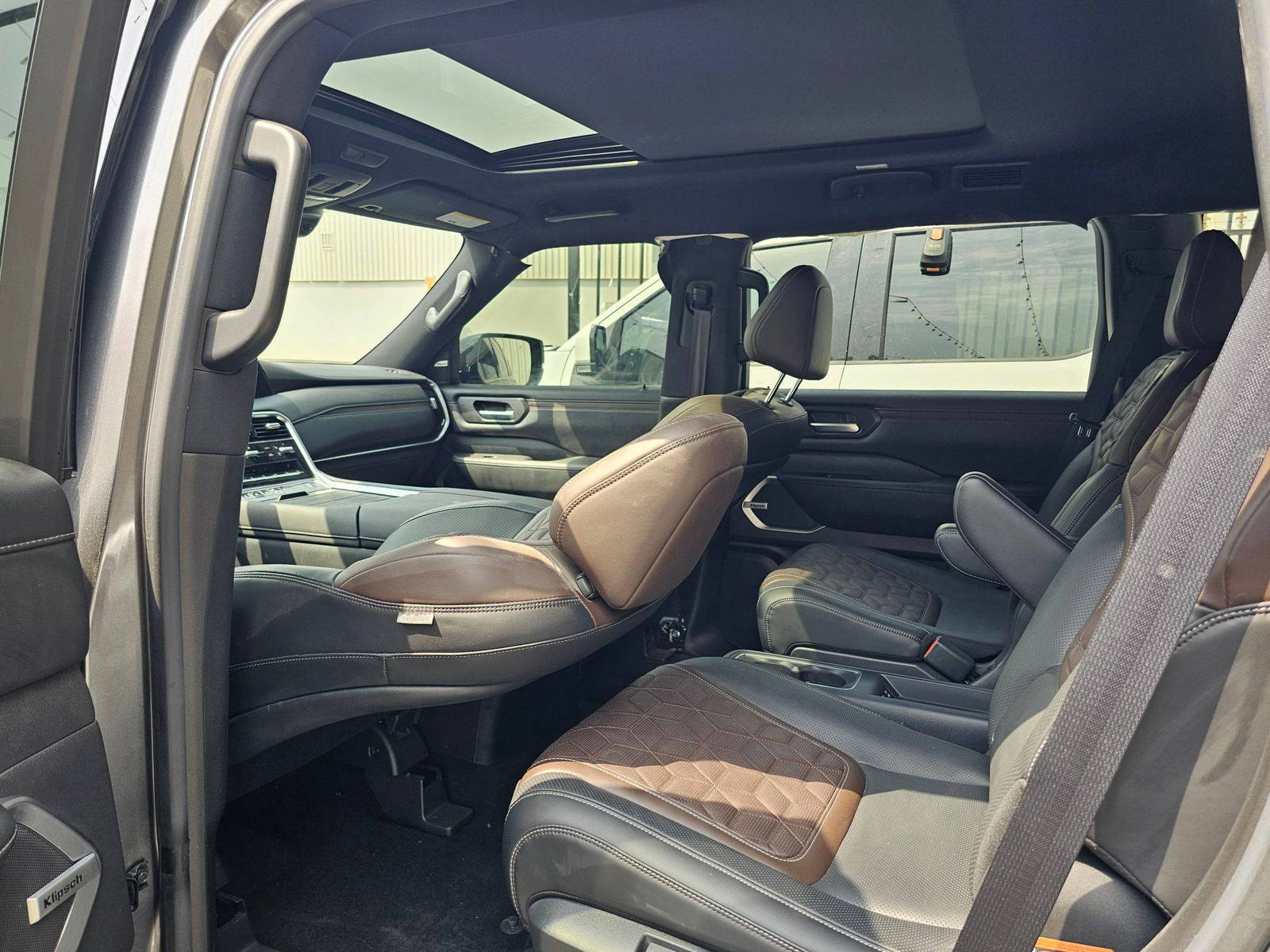 2025 NISSAN ARMADA — 2511 Miles — Lot 103006 - Marhaba Auctions Used Cars - Image 7