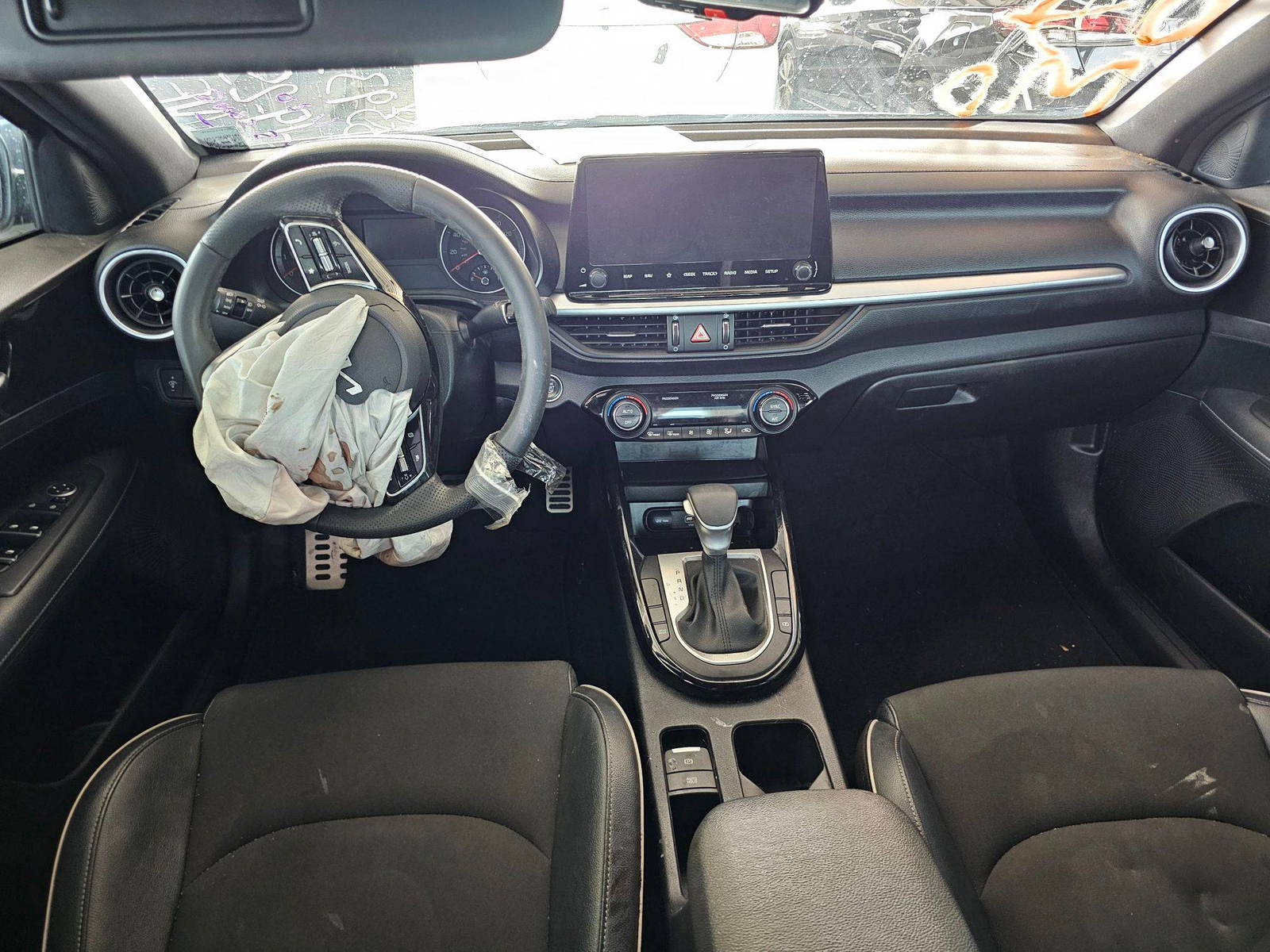 2023 KIA FORTE — 26684 Miles — Lot 40919745 — Al Surrah - Marhaba Auctions Used Cars - Image 7