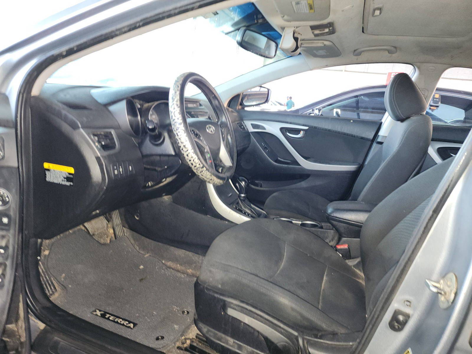 2015 HYUNDAI ELANTRA — 187623 Miles — Lot 596364 — Souq - Marhaba Auctions Used Cars - Image 8