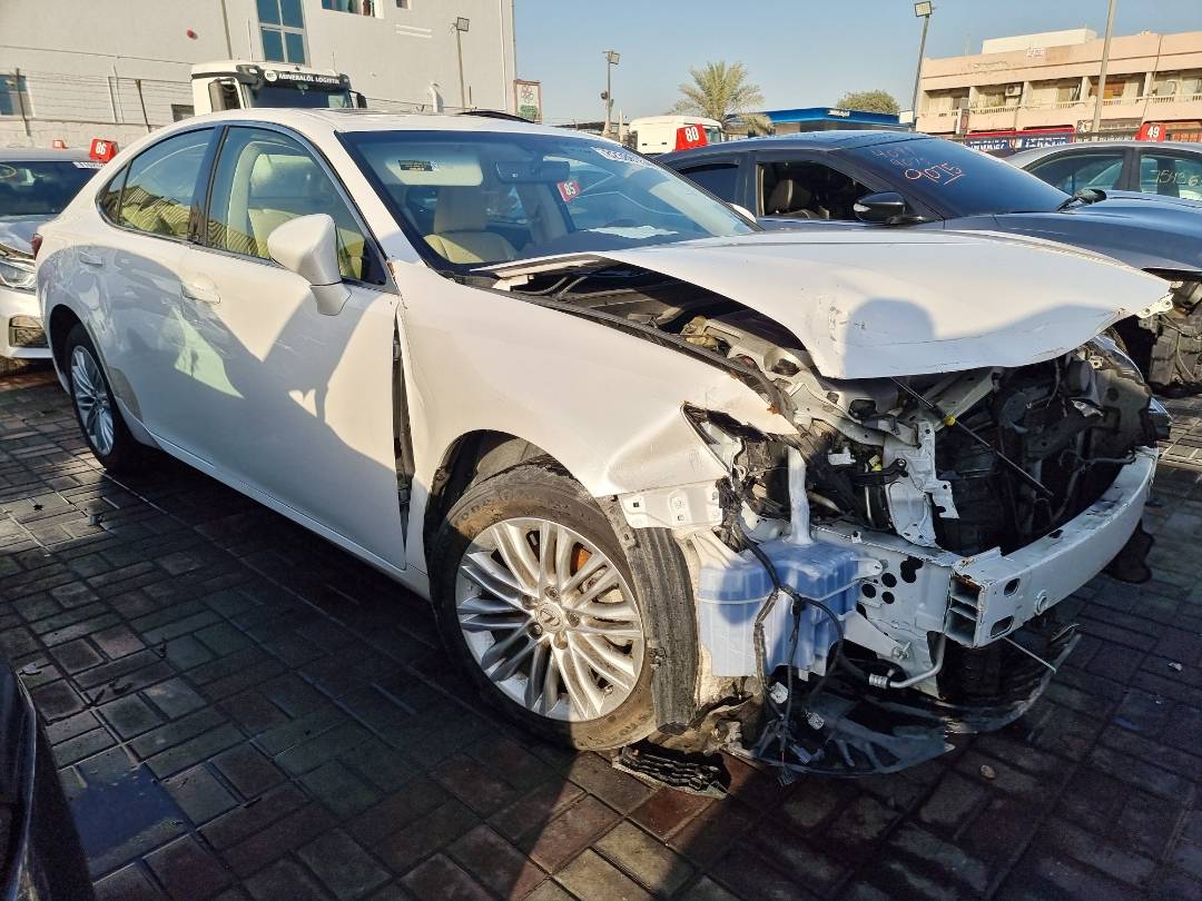 2016 LEXUS ES 350 — 84981 Miles — Lot 215487 — Ind. 12 - Marhaba Auctions Used Cars - Image 4