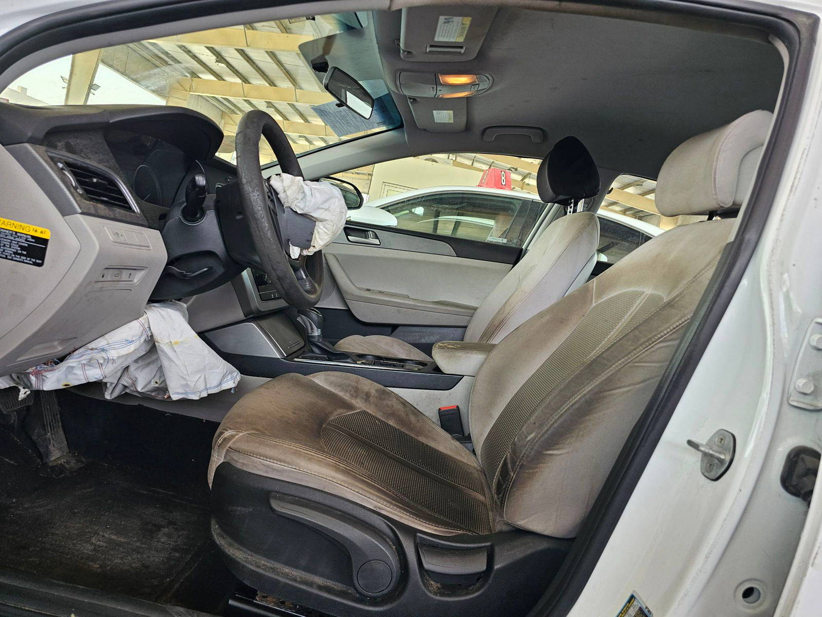 HYUNDAI SONATA 2017 - Marhaba Auction Used Cars - Image 8