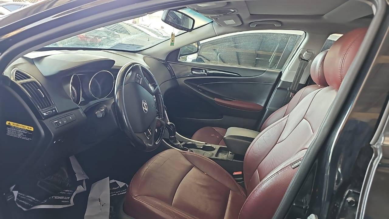 2012 HYUNDAI SONATA — 189904 Miles — Lot AC5CH466155 — Souq - Marhaba Auctions Used Cars - Image 5
