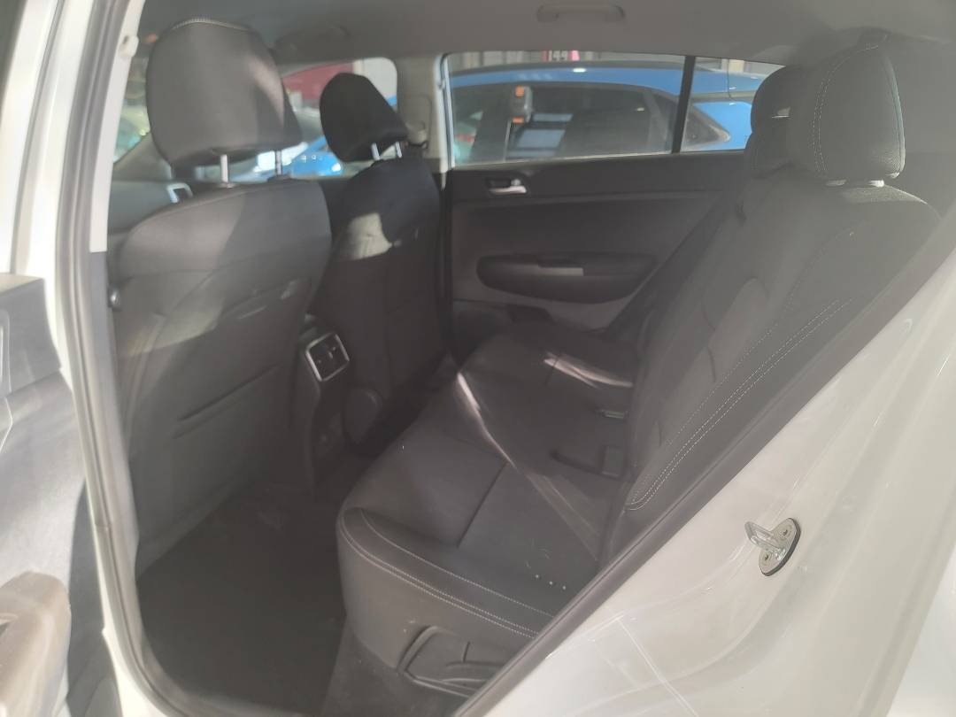 2019 KIA SPORTAGE — 77334 Miles — Lot 40238108 — Souq - Marhaba Auctions Used Cars - Image 6