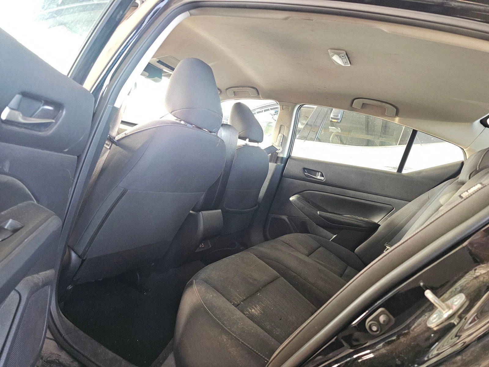 2022 NISSAN ALTIMA — 120837 Miles — Lot BL4DV4NN368291 — Souq - Marhaba Auctions Used Cars - Image 7