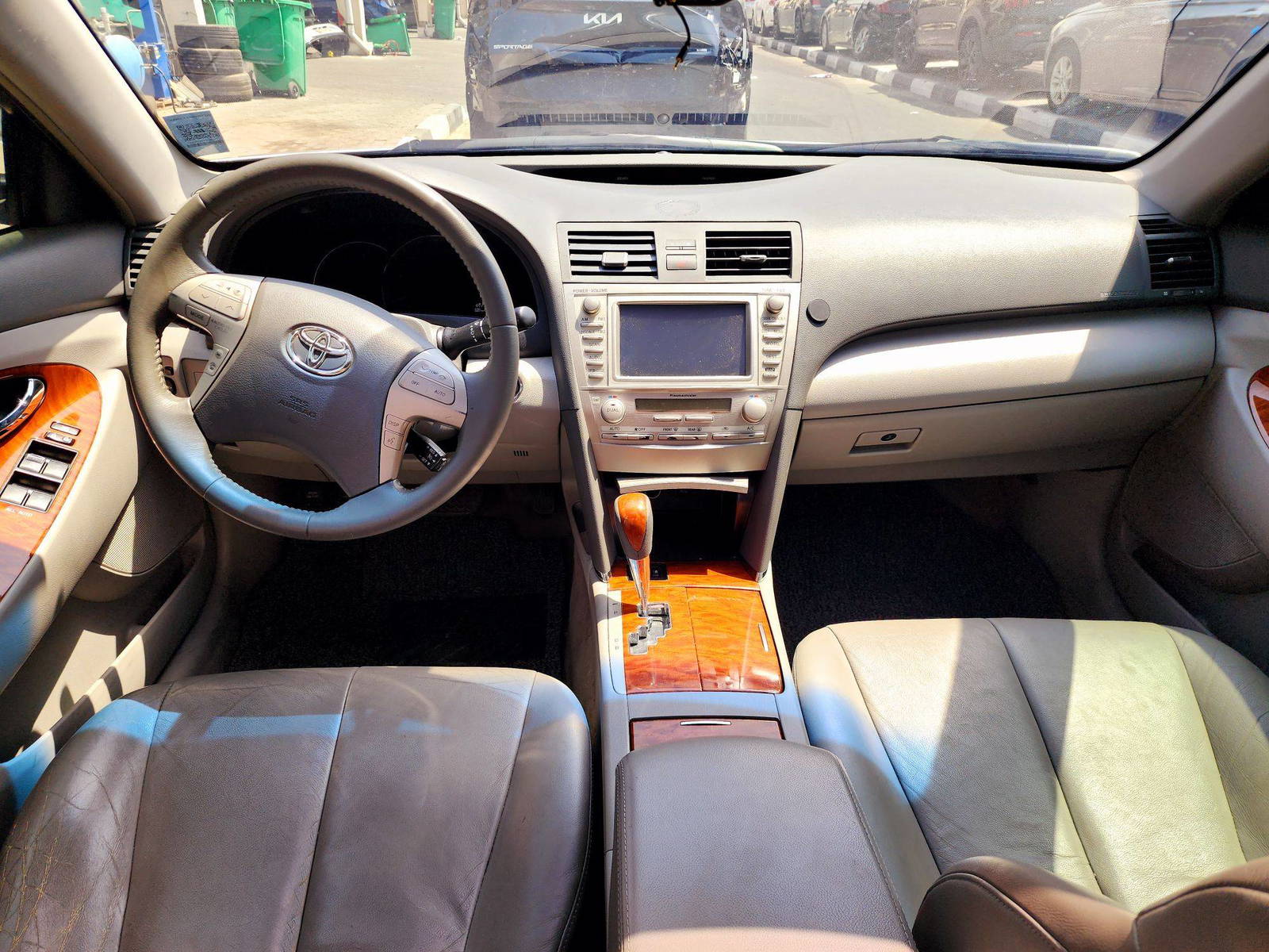 2011 TOYOTA CAMRY — 286406 KM — Lot 054558 — Souq - Marhaba Auctions Used Cars - Image 7
